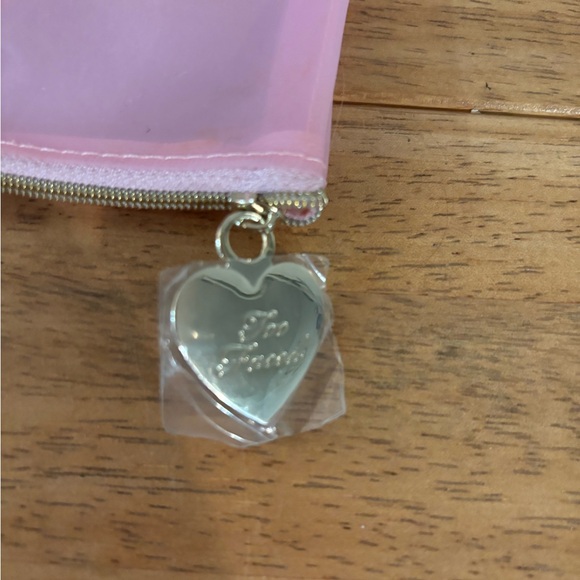 Too Faced Make Up Travel Bags Bundle of Two NWOT - Picture 10 of 11